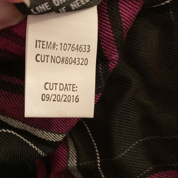 PLUS Torrid 90s-inspired plaid challis dress ✨ black + purple ✨ sizes 1 + 2 - Picture 8 of 8